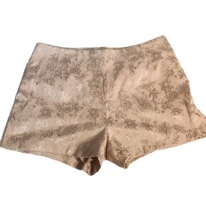 Love 21 Shorts Floral Design Dress Shorts Beige Silver Women Size Large Juniors